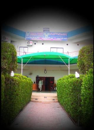 Palm Valley Hotel Sukkur Ngoại thất bức ảnh